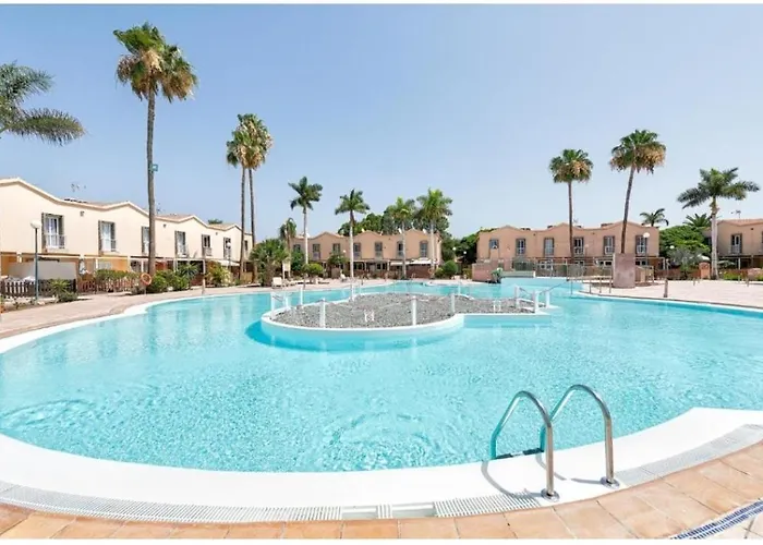 Oasis Club Playa *